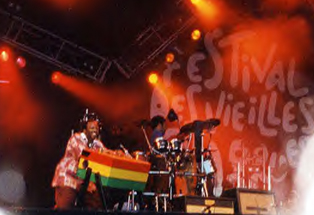 Leon Mobley with Ben Harper in France